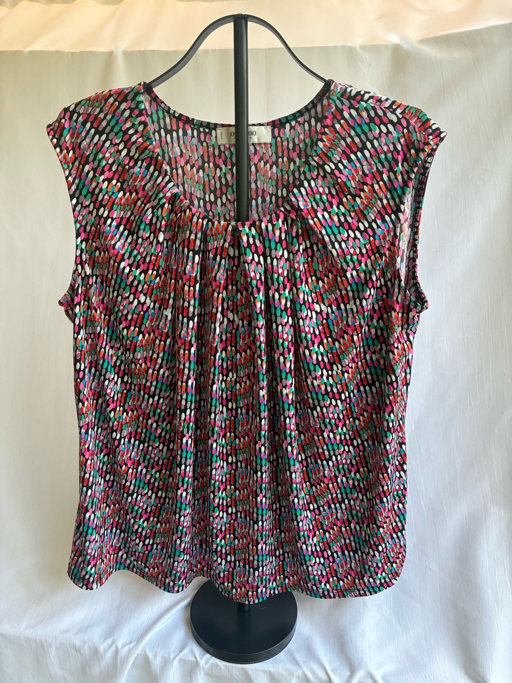 Jones Studio Sleeveless Printed Pleat Front Top - Multi-Color 1X